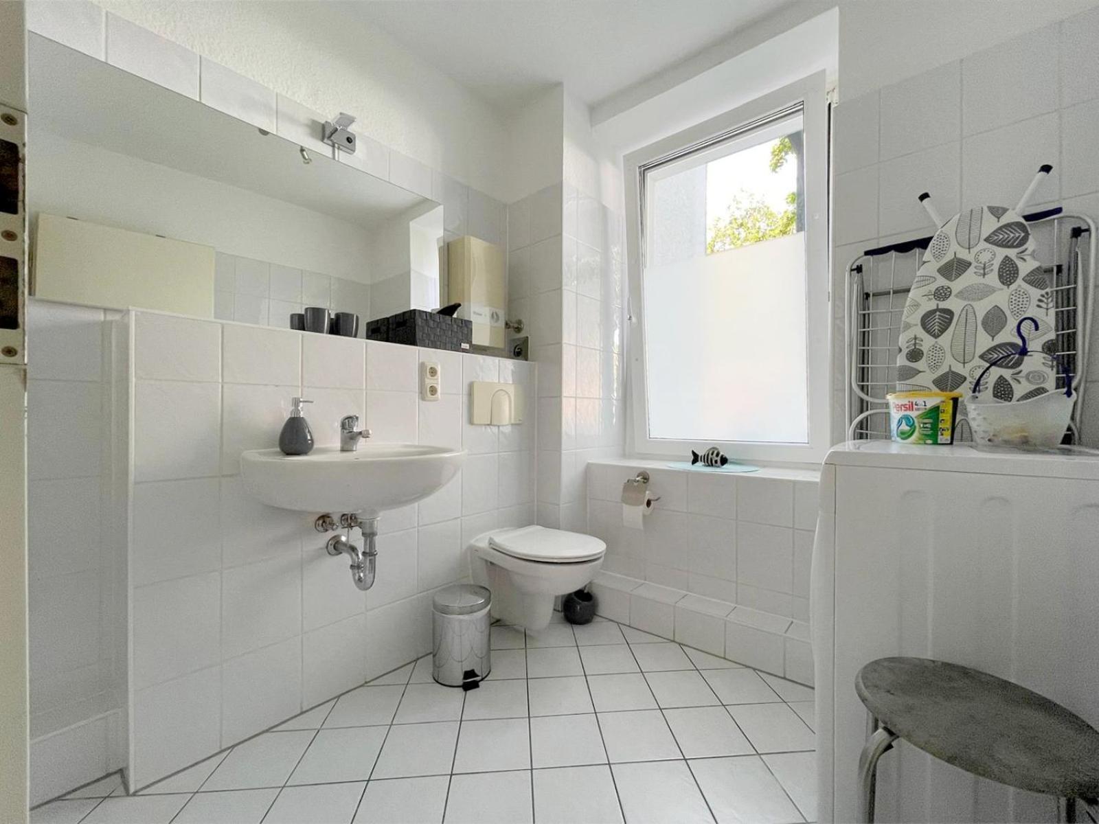 Gemuetliches Apartment, Seenaehe, Wm, Wlan, Balkon Markkleeberg Bagian luar foto