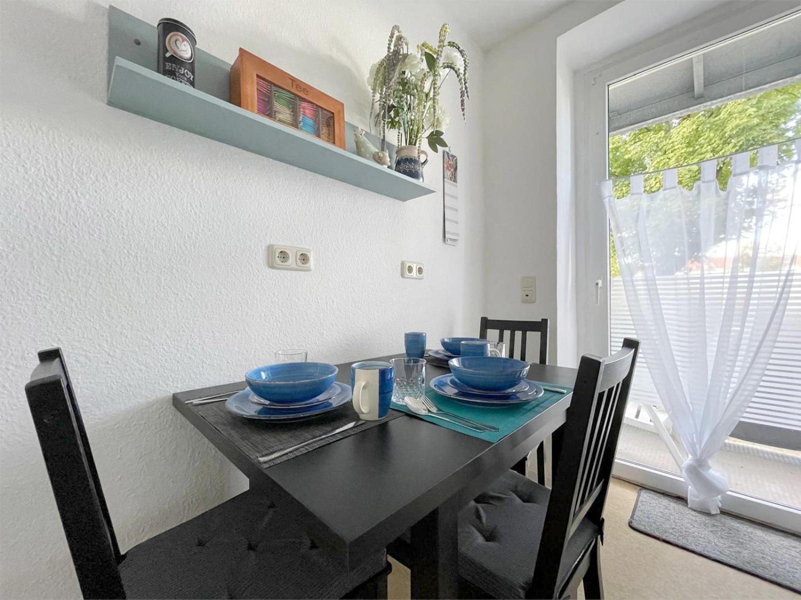 Gemuetliches Apartment, Seenaehe, Wm, Wlan, Balkon Markkleeberg Bagian luar foto